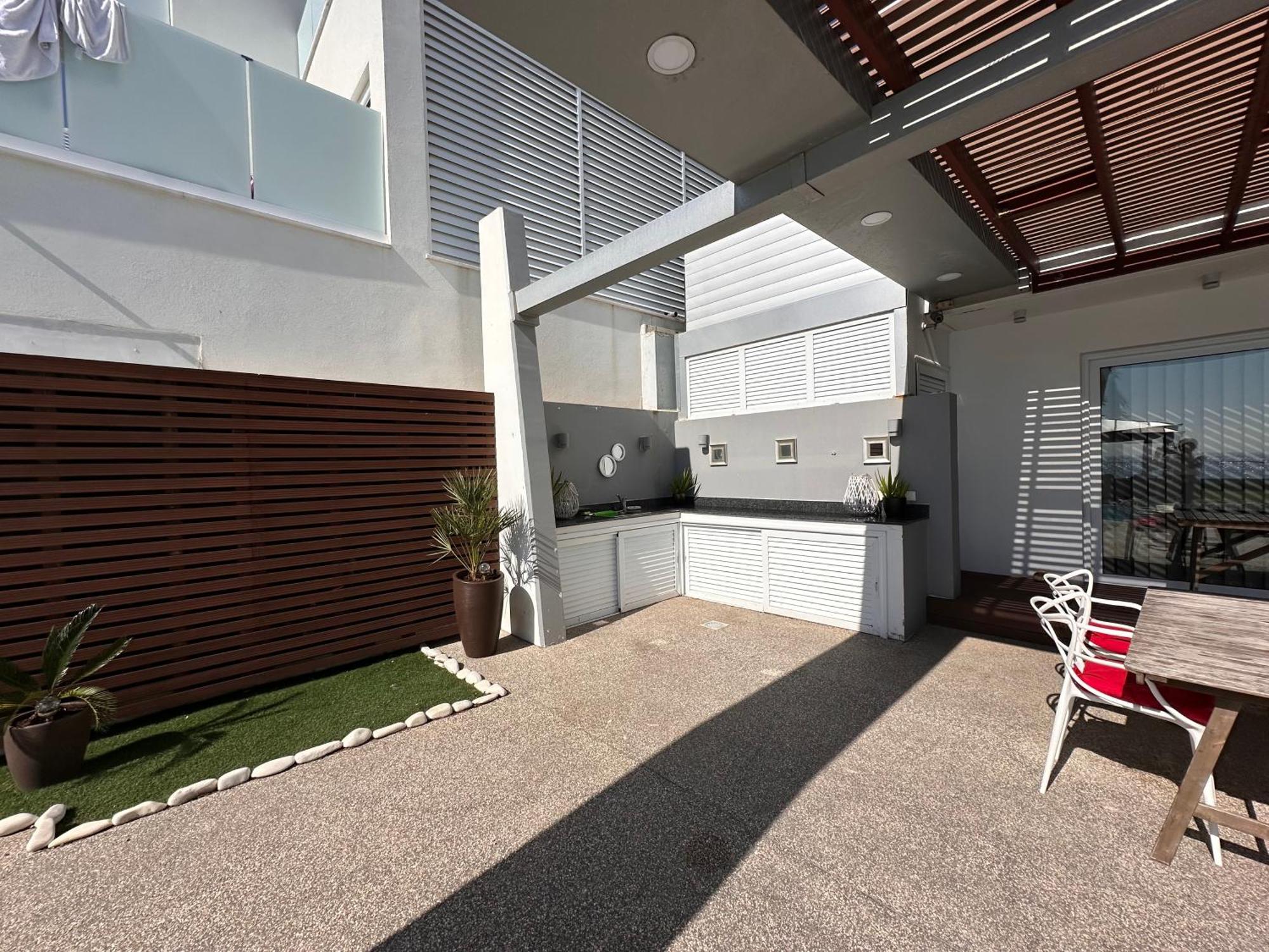 Paradise Beachvilla Перволия Экстерьер фото